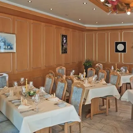 Landgasthof Kranz Otel Hüfingen